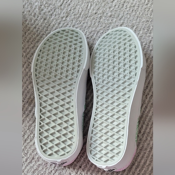 NEW Vans Slip-On Spring Fade White, Pink & Green , black size 38 - Picture 3 of 4